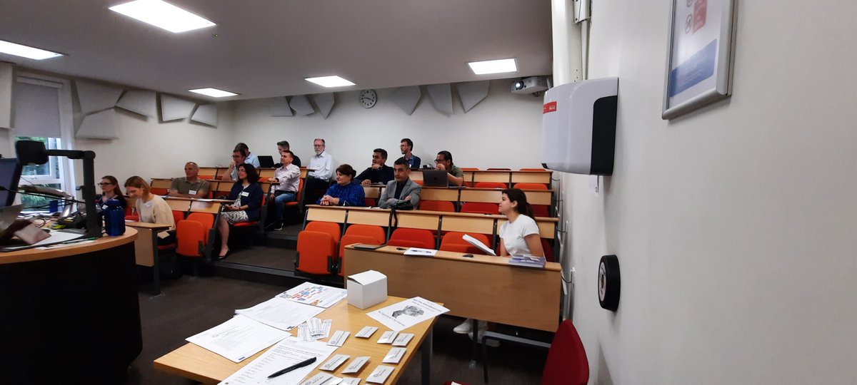 Hybrid management committee meeting in progress at Canterbury, UK #blastocystis #protist #onehealth #gut #science #scicomm <a href="/COSTprogramme/">COST</a>