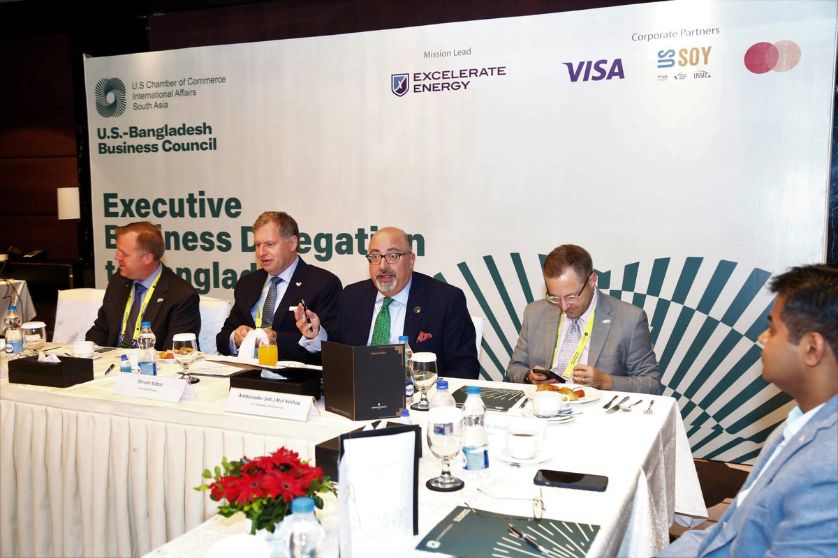 USBanglaTrade's tweet photo. USBCC Board of Directors led by Steven Kobos, President and CEO of @Excelerate_EE  had a productive meeting today in Dhaka to discuss partnership opportunities between the United States and Bangladesh 🇺🇸🤝🇧🇩
#USBDPartnership https://t.co/GTjDSFDH9A