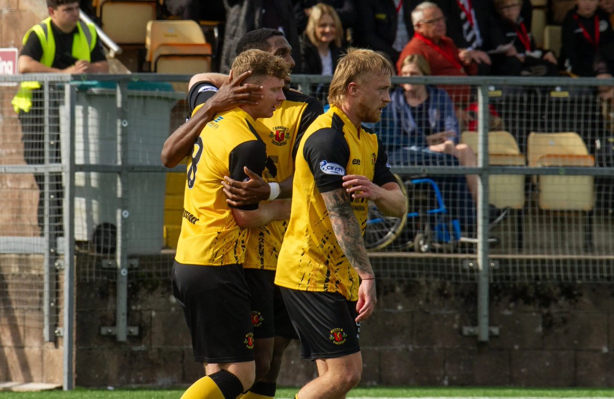 Our choice for League One Player of the week is <a href="/AnnanAthleticFC/">Annan Athletic FC</a> star <a href="/DomDocherty/">Dominic Docherty</a>. His team were 2-0 down but Docherty's 2 goals and Tommy Goss late winner helped secure a historic first ever win at League One level for his team. A great performance. 
📷<a href="/JoeSaunderPhoto/">Joe</a>
