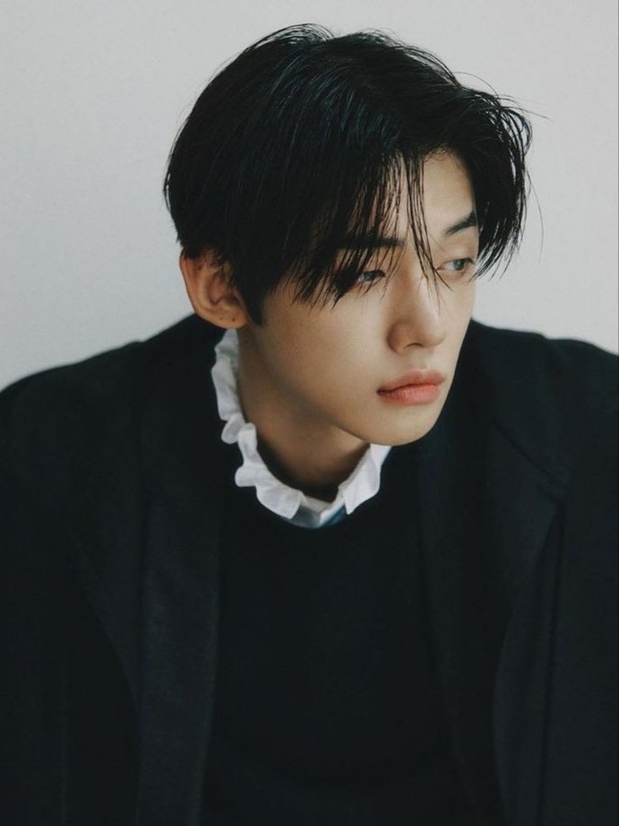 • day 4 •

hi, i'm zade.

• he/him, filo
• multi; mostly moa, army, engene, my, carat, bunnies
• lf moots || any fandom is welcome 
• not new to #stantwt &amp; #kpoptwt 

↻ / ♡ are highly appreciated, thank you!