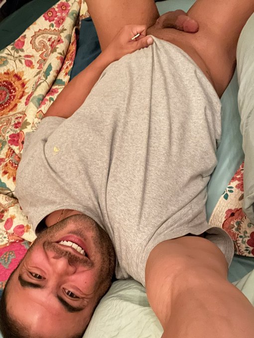 Good night 🌙💤😴 https://t.co/GnHs25Z49D