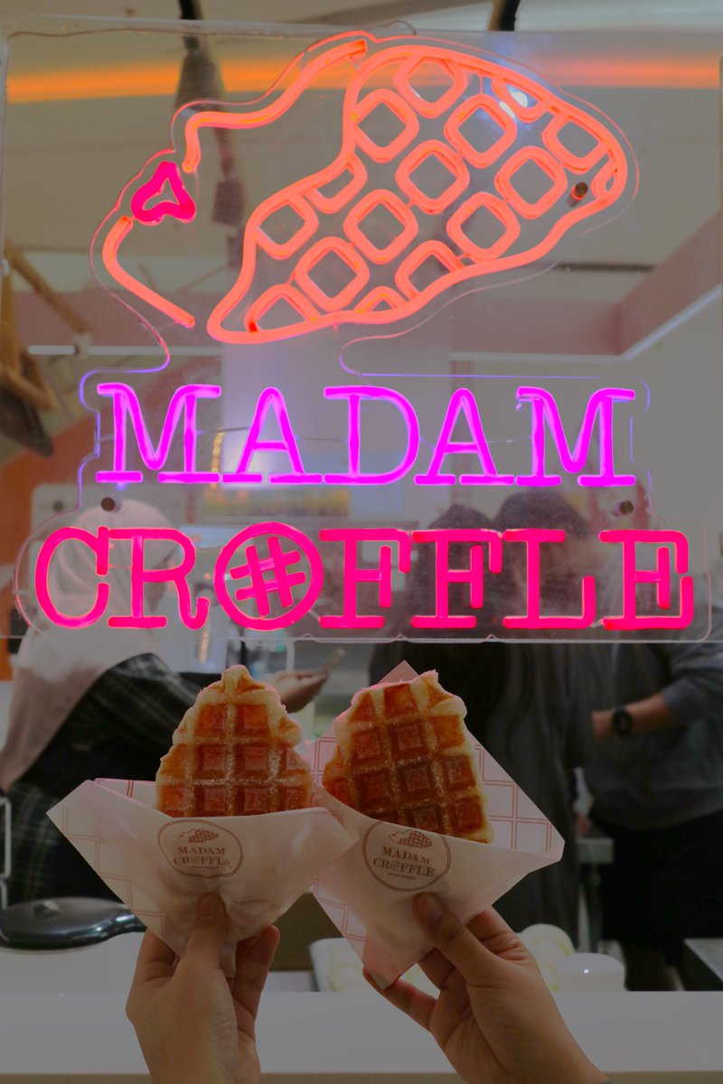 NikShariff92's tweet photo. Untuk Merdeka yang ke-66 ni, poksu nak pergi Madam Croffle dan claim Original Croffle RM6.60 🔥🔥 
Cuma kena jadi 66 customer terawal lah hari tu 🤌🏻 

Start dari 31/8 sampai 3/9 tau geng so alert‼️
 #MerdekaPromo #Merdeka2023 https://t.co/0dGepSHo85