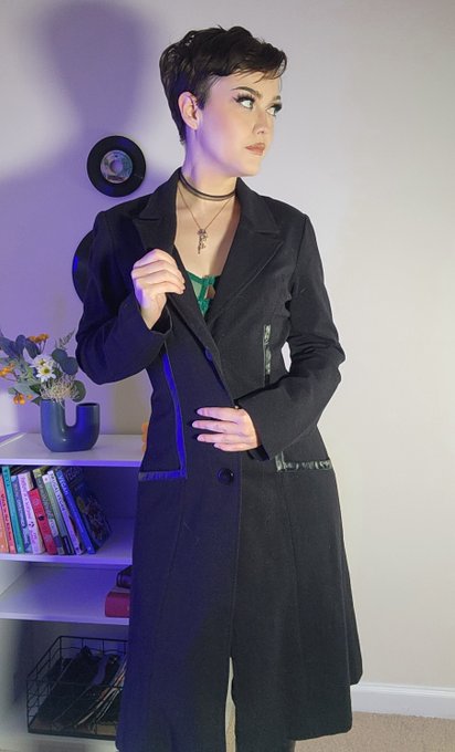 turn on the old victrola, 'cause tonight it's all the wayyyy 🎶 https://t.co/yDZjtYz6rW<a href="/tag/mvsales"class="tags"><span>#mvsales</span></a>