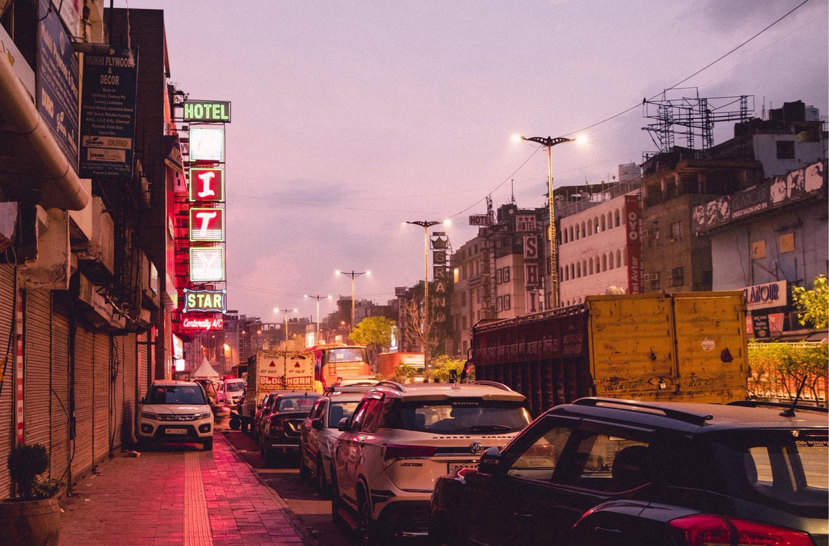 FujixPal's tweet photo. street https://t.co/zVm7pugc0V