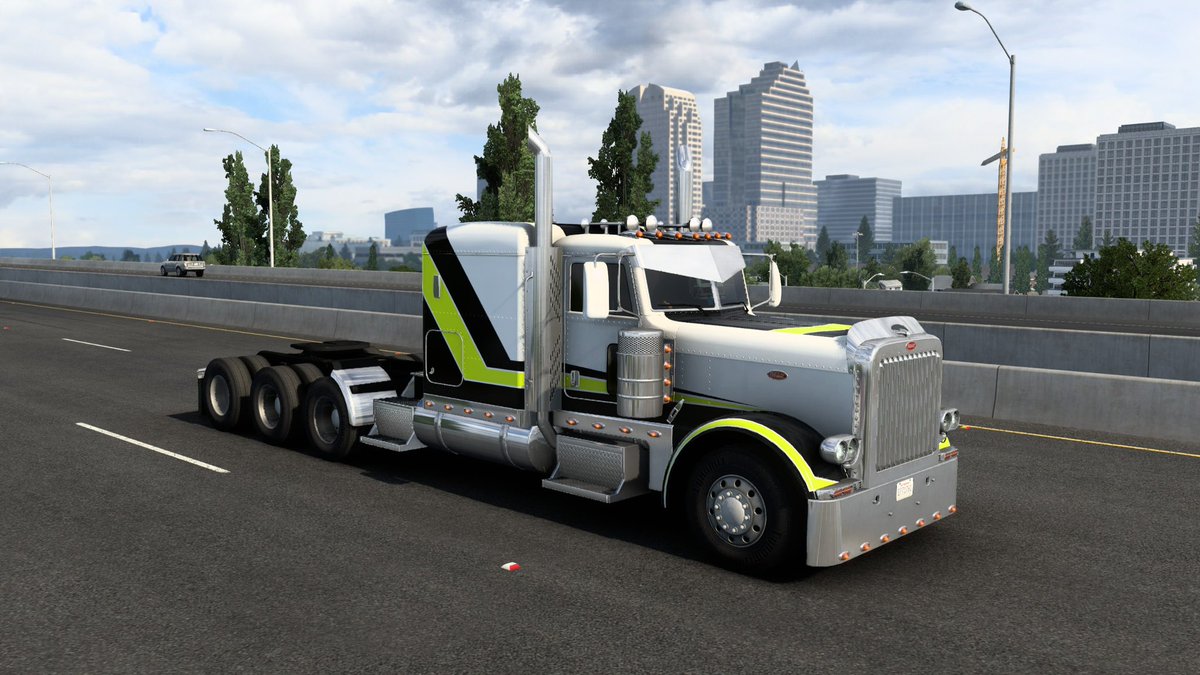 NotoriousANG's tweet photo. Peterbilt on my way to your mom’s house.
#americantrucksimulator https://t.co/hmYQlTjjvA