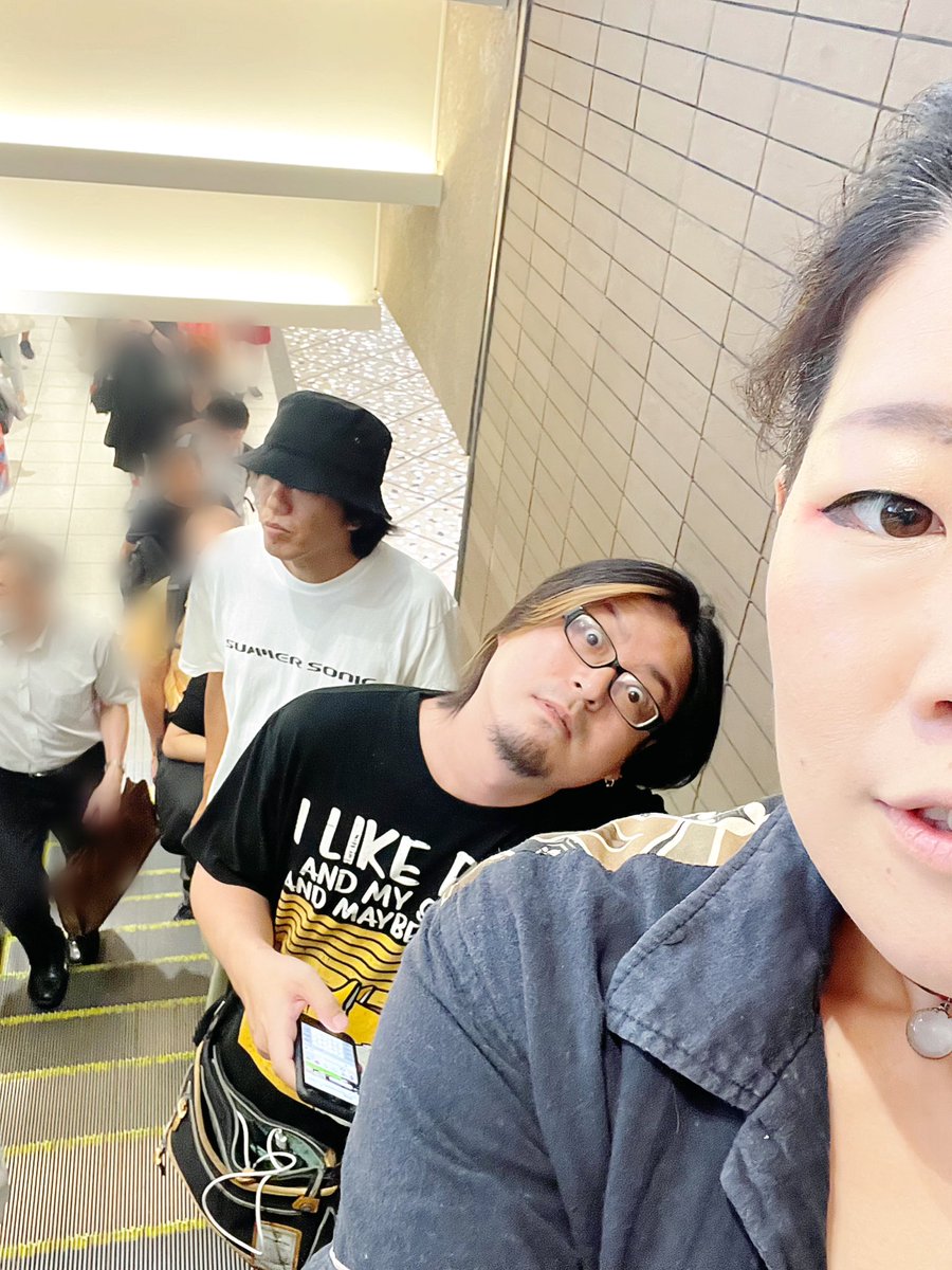 QOFW's tweet image. 11/19の合同イベントに向けてミーティングしてきたんだ(๑꒪ꇴ ꒪๑)
この人たちとこんなに真面目に話したの初めてw
みんな日本語じょうずだった！！

久しぶりにガッチリイベントやるので本当に来てほしいです！！
11/19空けておいてください！！
#FREEWING