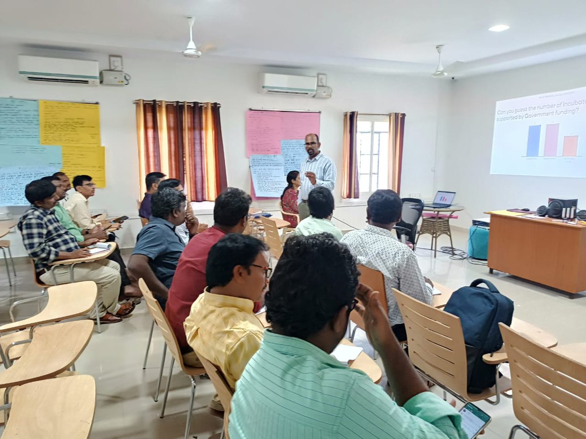 AicSku's tweet photo. @AicSku Acharya 6.0 faculty development program in entrepreneurship and Incubator ecosystem
CVR college of engineering Hyderabad, PACE college from Ongole, GIST from Nellore and KSRM college, Kadapa have participated. These are glimpses of first day. @AIMtoInnovate https://t.co/bYwS2honk8