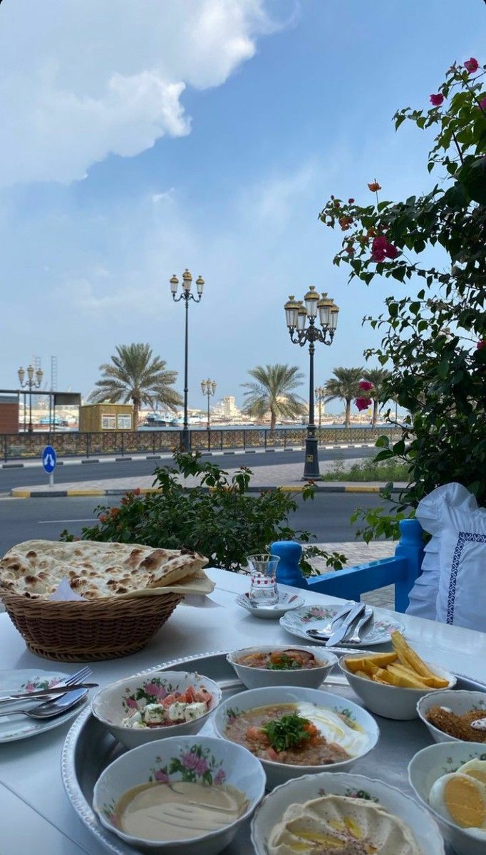 Rawan_mazeen's tweet photo. اللهم صباح مُيسر لما بداخلنا 
اللهم خير اليوم و خير ما يُرضينا🌤💜

#صباح_الخير_والسعاده 💜 https://t.co/u4tjYs8HqI