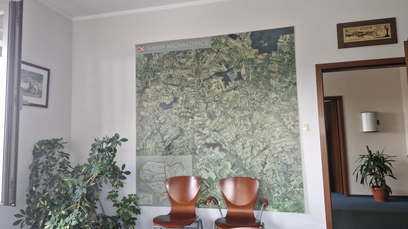 KGPiAK's tweet photo. 25 sierpnia br. odbyło się spotkanie organizacyjne #GeoSen i Wójta Gminy #Michałowice – Pana Antoniego Rumiana. Najbliższe, międzynarodowe polsko–niemieckie seminarium GeoSen odbędzie się 21 września na terenie Gminy Michałowice 📸 https://t.co/wIBQ8EVhsm https://t.co/SPQdfquq2S