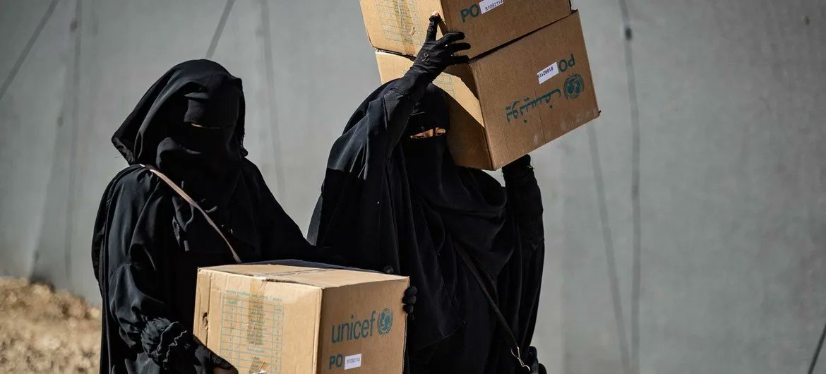 reliefweb's tweet photo. Over a decade of conflict in #Syria has had a significant #genderimpact on women and girls. @UNHumanRights' report shows that #ViolenceAgainstWomen has become more entrenched and permeates both private and public space. https://t.co/FqHBF6KN4V
📷 UNICEF/Delil Souleiman https://t.co/vasBjenz72