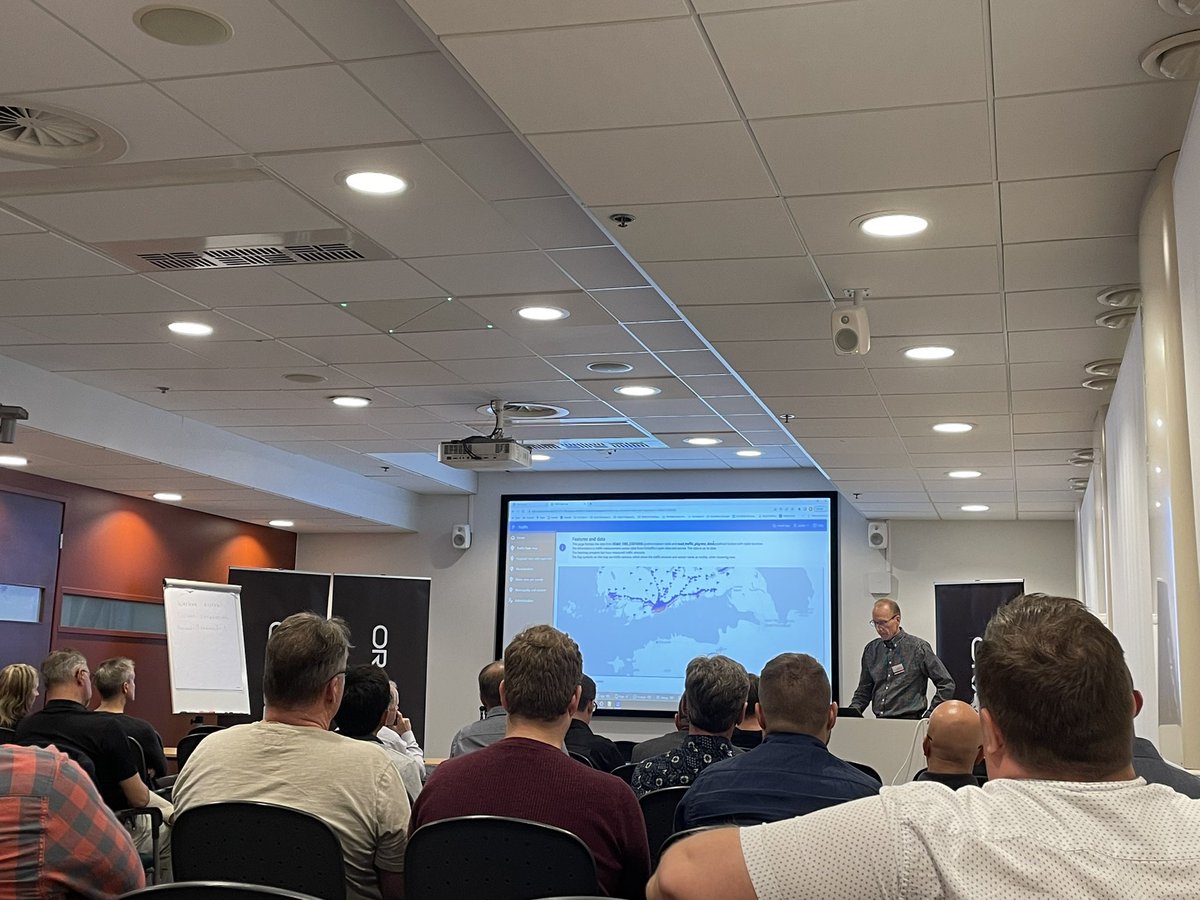 Thank you speakers (<a href="/shakeeb/">Shakeeb Rahman</a> <a href="/vuvarovs/">Vladislav Uvarov</a> <a href="/Matt_FOEX/">Matt Nolan</a> <a href="/alexnuijten/">Alex Nuijten</a> <a href="/RoelH/">Roel 😎</a> <a href="/jariolai/">Jari Laine</a> Pekka Kanerva), thank you #oracle (<a href="/nylanden/">Hannu Nyländen</a> <a href="/tsavunen1/">Taru Savunen</a> ) and thank you all attendees! We had a nice and informationful day at Nordic APEX Tour #Finland . #ThankYou #orclapex