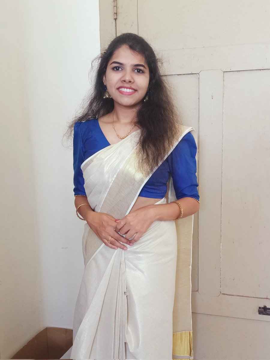 _amih_31_'s tweet photo. തിരുവോണം🌼🪻🏵️

#HappyOnam #Onam'23 #Thiruvonam #CollegeOnam #CETOnam #1stndLastCetOnam #Ethnic #Sareelove #MtechOnam #OnamCelebrations #Onam2K23
#PgPhdOnam #MtechLife https://t.co/TkbGCif9Xa