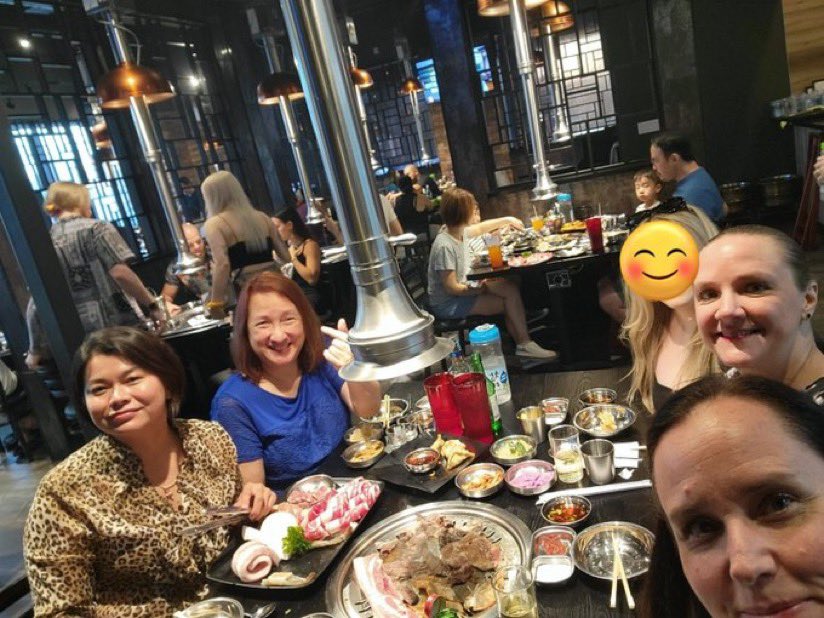 WillowRoseHag's tweet image. Taekookers are so pretty &amp;amp; I love that we&apos;re all mostly in our fifties+ 💚💜💚💜💚💜👨🏼‍❤️‍💋‍👨🏻💜💚🥵🥵😭💪