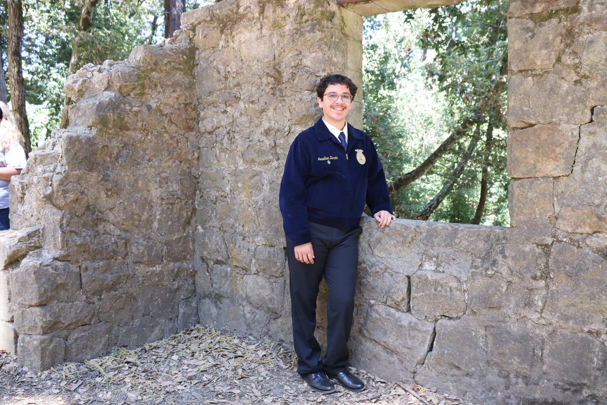 Introducing your 2023-2024 Chapter President, Jonathan Zarate 

Heyy Watsonville FFA, I’m Jonathan Zarate and I’m so stoke to be your Chapter President this year. I can’t wait for all the exciting events and activities we have plan for you all. I can’t wait for this year.