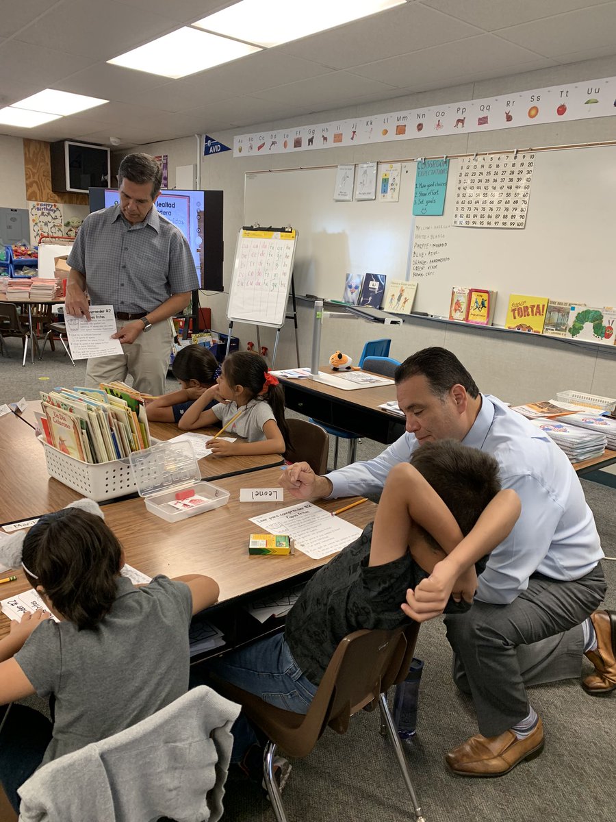 It’s a great start to the week when Superintendent Lopez stops by. Thank you for visiting this morning, Dr. Lopez! 🦅#nlmusd <a href="/nlmusd/">Norwalk-La Mirada Unified School District</a> <a href="/kristinecvar/">Dr. Kristine Cvar</a> #gomightyeagles