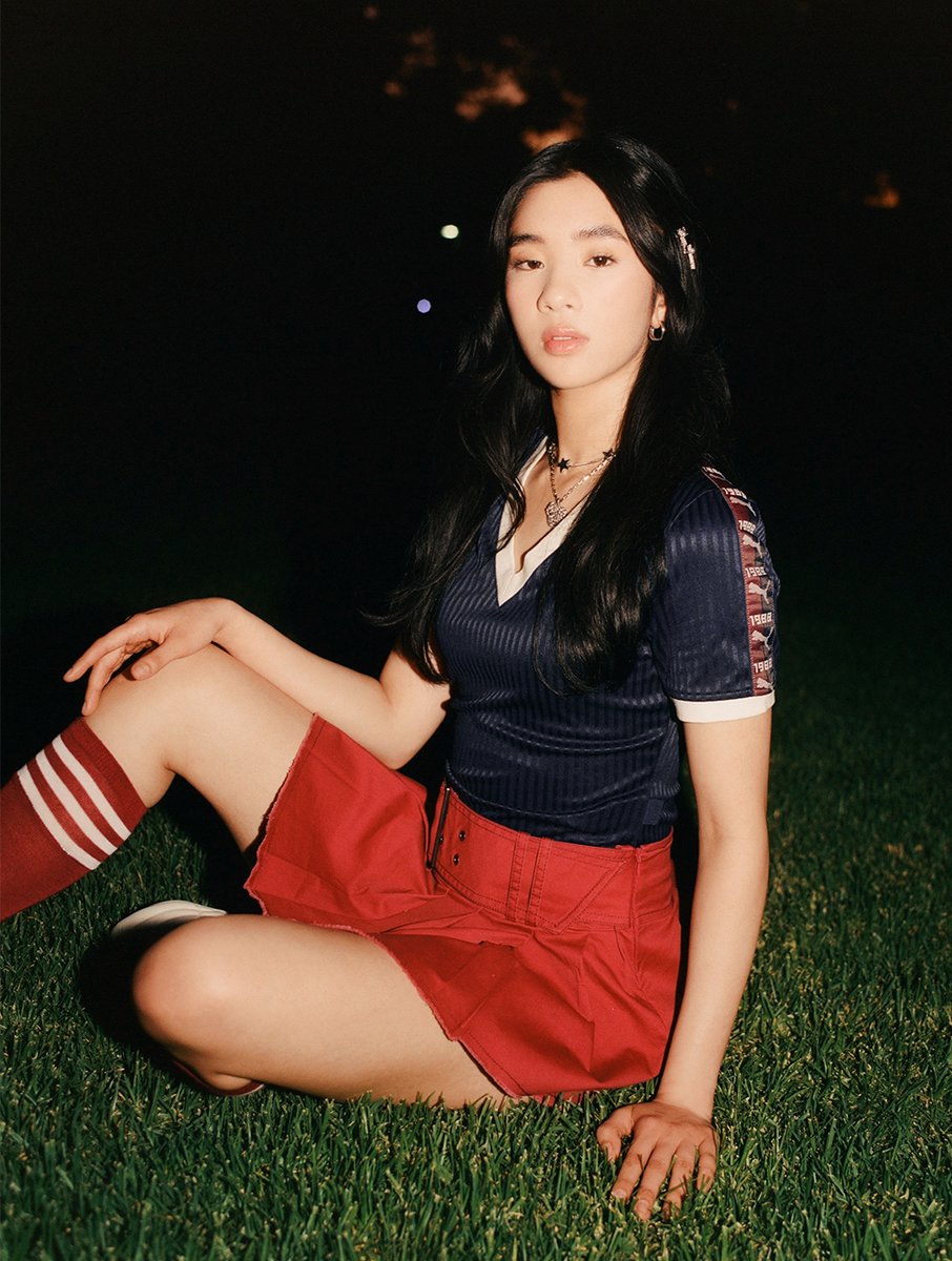 katseyeworld's tweet image. Hey, I’m Sophia.
Age: 20
Country: Philippines 🇵🇭
Nicknames: Sophie, Fifi, Sopheezy
3 words that describe you: hysterical, caring, diligent