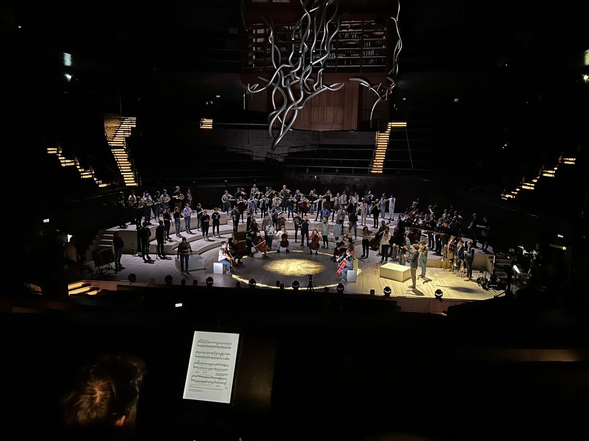 auroraorchestra tweet picture