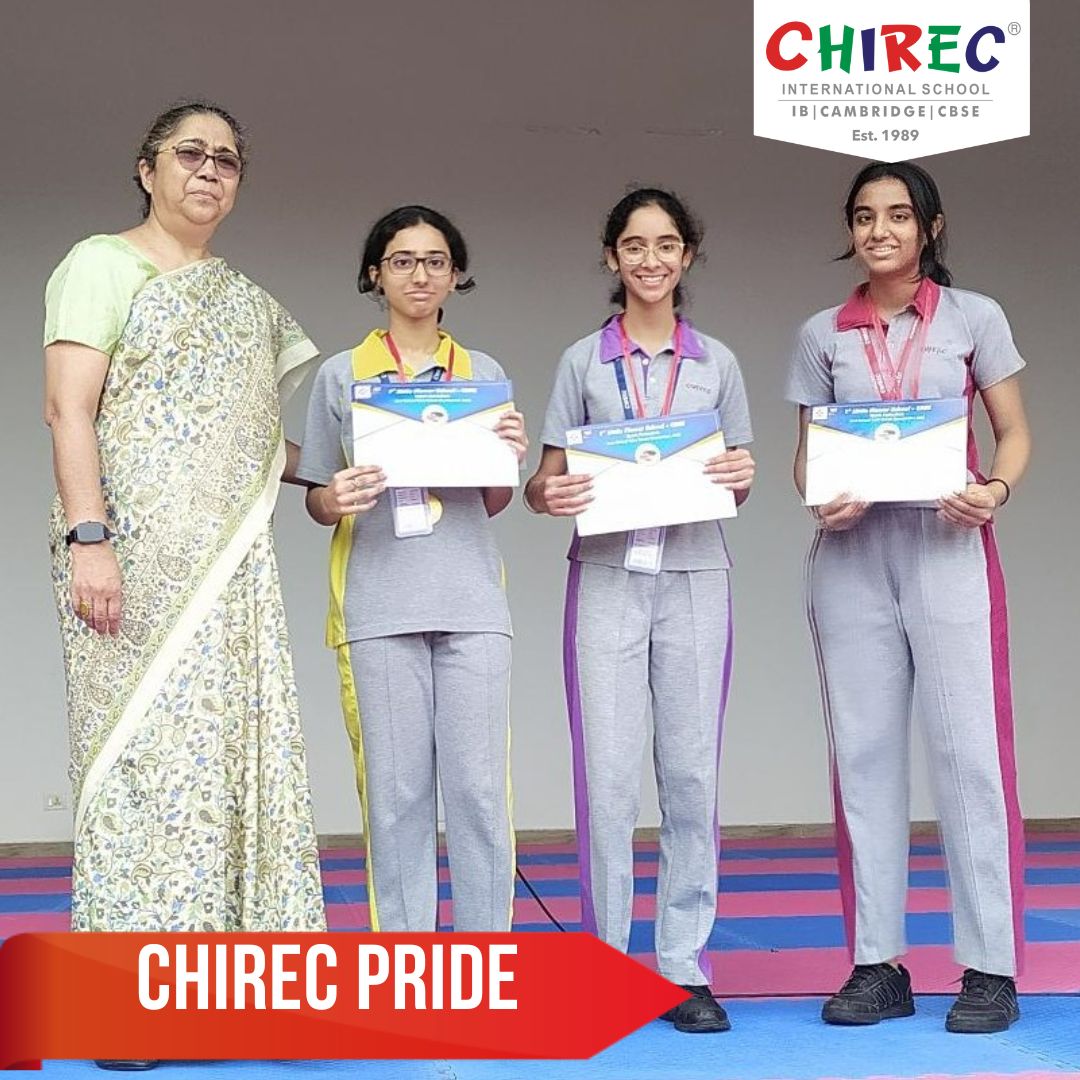 It's a game point for our #CBSE Senior Girls team at the Little Flower Inter-School #TableTennis Tournament 2023! Our Grade 10 stars - Aanya, Shritha, and Prisha, formed an unbeatable team, leading #CHIREC to a glorious victory. #CHIRECPride #TableTennisTournament2023