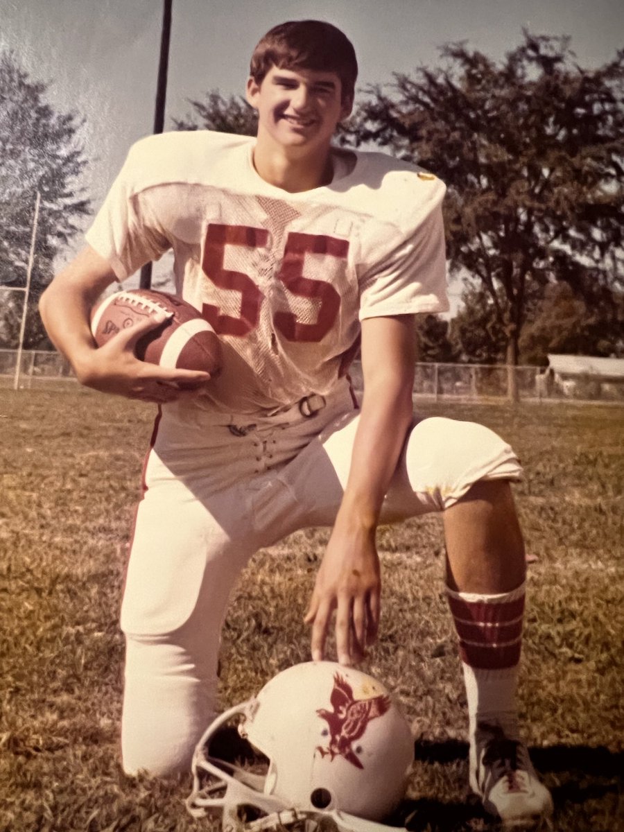 alb56's tweet photo. Olivia’s Senior year!
So proud of you our number “2” grand daughter
❤️🙏🏼 https://t.co/Ktr5lBV4wX