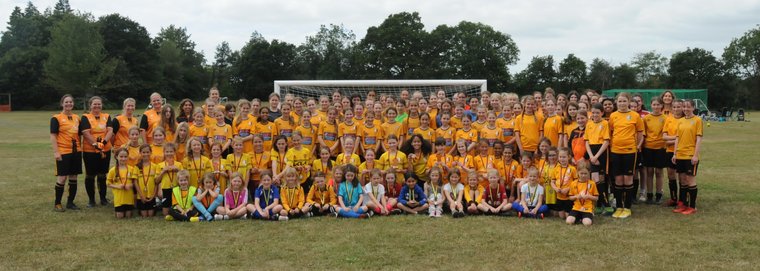 Girls’ and Women’s Football – It is never too late to start playing! #Pitchero
churtgirlsfc.co.uk/news/girls-and…