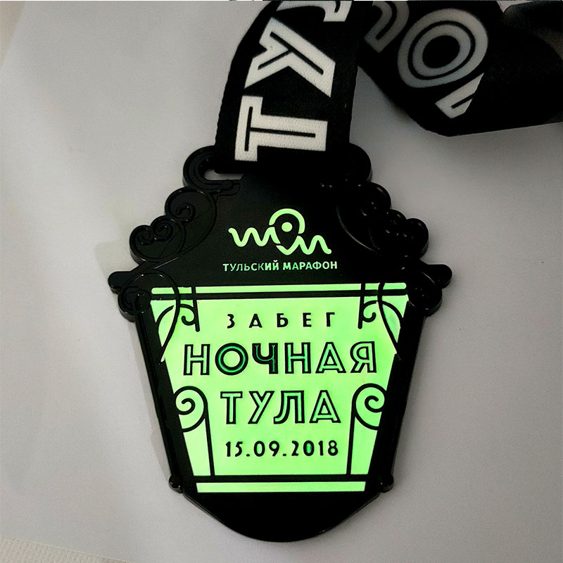 pins_maker's tweet photo. Please contact me for customized medals or pins.✨ 📷High quality, best price.📷#medal #medals #running #promotionalgifts #sportmedal #custommedals #metalmedal #gamesmedals #metalgifts #sportmedal #activity #santaselfie #メダル #Desmédailles #메달  (Just picture sharing process) https://t.co/UyWrvKtl8e