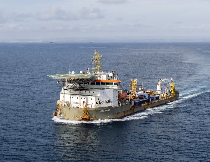 TessaScholma's tweet image. Today the Dutch Smit Salvage crew is leaving Yemen after transferring +1.1M barrels of oil from #FSOSafer and averting the biggest natural distaster since the #ExxonValdez 

🙏🏽 for all efforts to the Dutch Smit crew and @fathi_fahem @DavidGressly @beleefboskalis @UNDPYemen