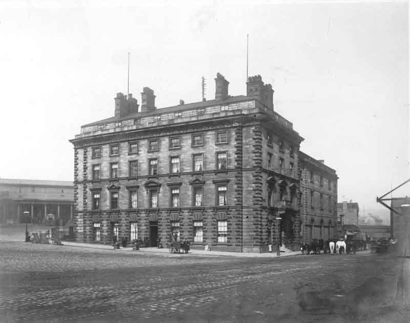 Happy birthday, Rugby League, born on this day in 1895 at the George Hotel in Huddersfield! 🏉 🎂 🥳

📷 | Huddersfield Civic Society