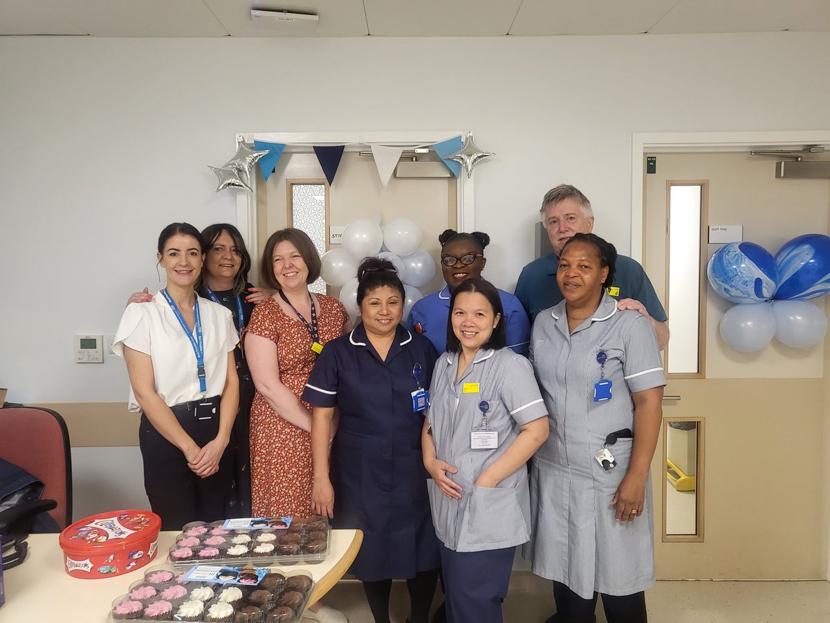 The opening of our new discharge suite. Huge thank you to <a href="/Christamalli2/">Christina Mallinder</a> @AndreNGore <a href="/oops_a_diddy/">Kim Paterson</a> and our estates team <a href="/hucklebury71/">stuart finn</a>. This is fantastic for our patients <a href="/NGHnhstrust/">Northampton General Hospital 💙</a> <a href="/HeidiSmoult/">Heidi Smoult</a> <a href="/MummaLids/">Helen Lidbetter</a> <a href="/PalmerPW1/">Palmer</a>