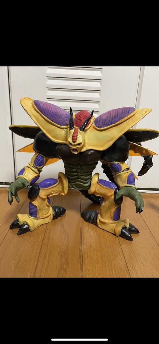Lthe2001's tweet photo. 絵を描く
カード化する
フィギュアを作る(アナログ)
フィギュアを作る(デジタル)←新しい世界 https://t.co/Vz29ENn580