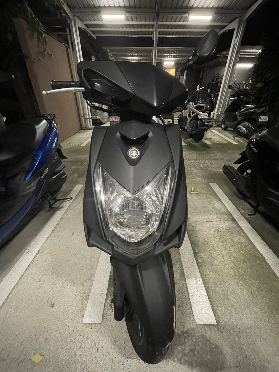 opiopif's tweet photo. 大阪からシグナス4型売ります。
13万円。

不具合はなしです。
外装傷、少し割れ等ございます。
バッテリーのカバーのビスが少し
緩いのでテープで固定しております。

よろしくお願いいたします。

#シグナス売ります
#シグナス4型売ります
#アドレス売ります
#アドレスv125売ります
#バイク売ります https://t.co/qlRXGzUqCe