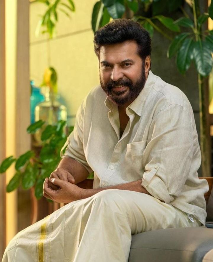 MammoottyFC369's tweet photo. Onam Wishes from Mega ⭐❤️

#Mammootty @mammukka https://t.co/Bh9dyxdp4N