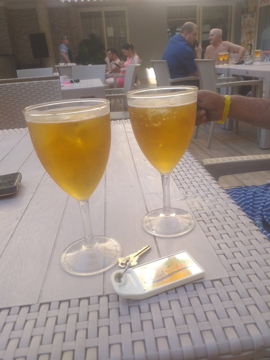 Slm millet alanyada tatilimiz devam ediyor gorusmek isteyen cif arkadaslar dm ye bekleriz:)))