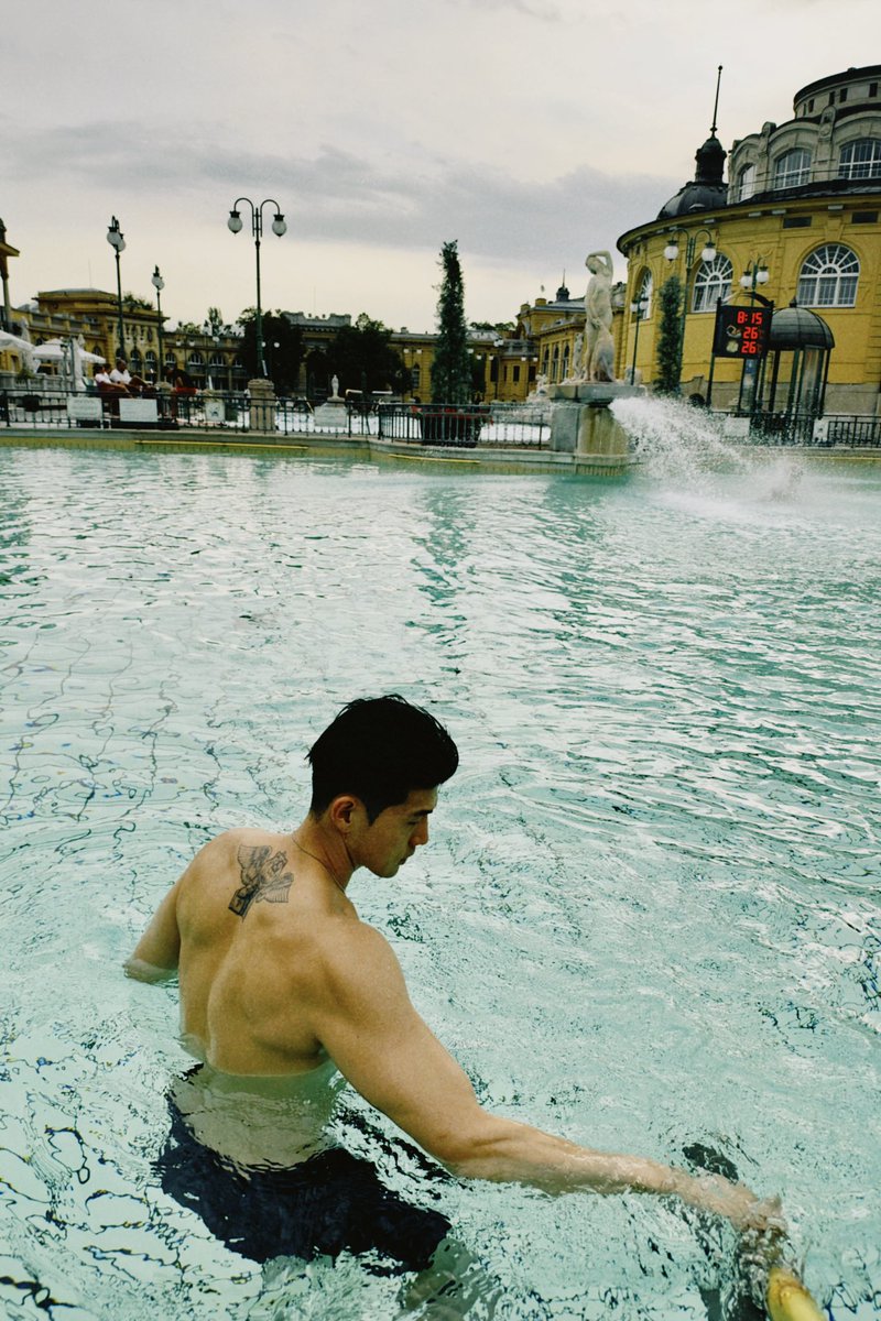 _bigmatthewww's tweet photo. Budapest is a beautiful country. Cant wait to meet our fans! https://t.co/LdeTNjEXqJ