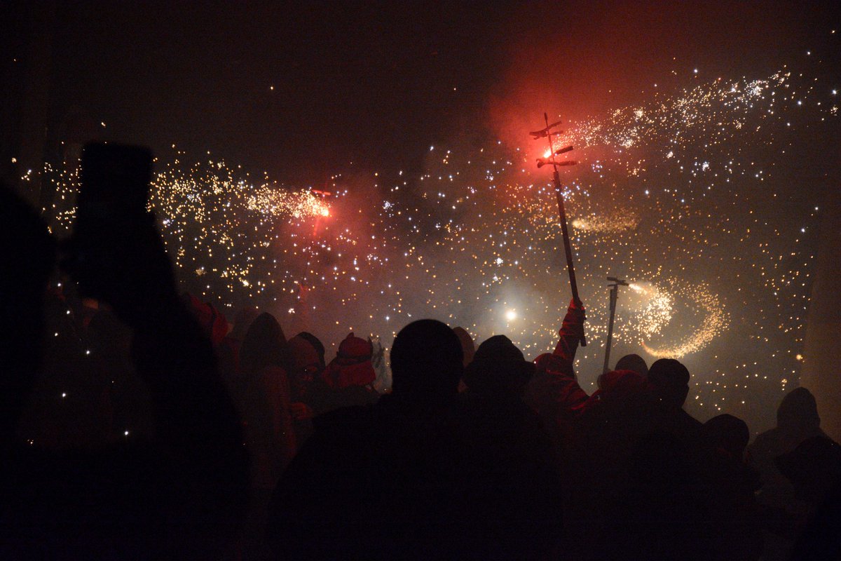 🧨A partir d’avui ja es poden reservar les entrades per a l'espectacle final del correfoc de les Festes del Tura!🎊

No us perdeu 'Burdinola' de <a href="/PimPamPumFoc/">Pim Pam Pum Foc</a> 🔥

🎟️Entrades aquí: ajuntamentolot.koobin.cat/pimpampum09092…

#FdT23 #FdT