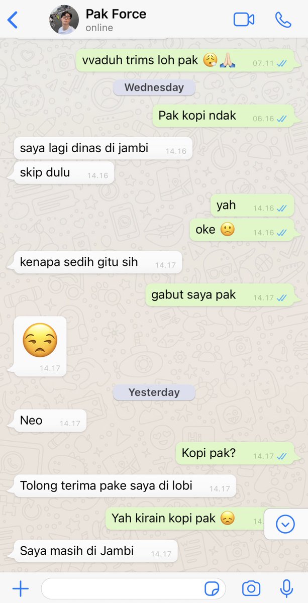 sensesual's tweet photo. #ForceNeo onetweet AU

Cuma office boy dan pak manager yang punya quality time lebih intimate dari sekedar sesama pegawai. https://t.co/DWu5le07up
