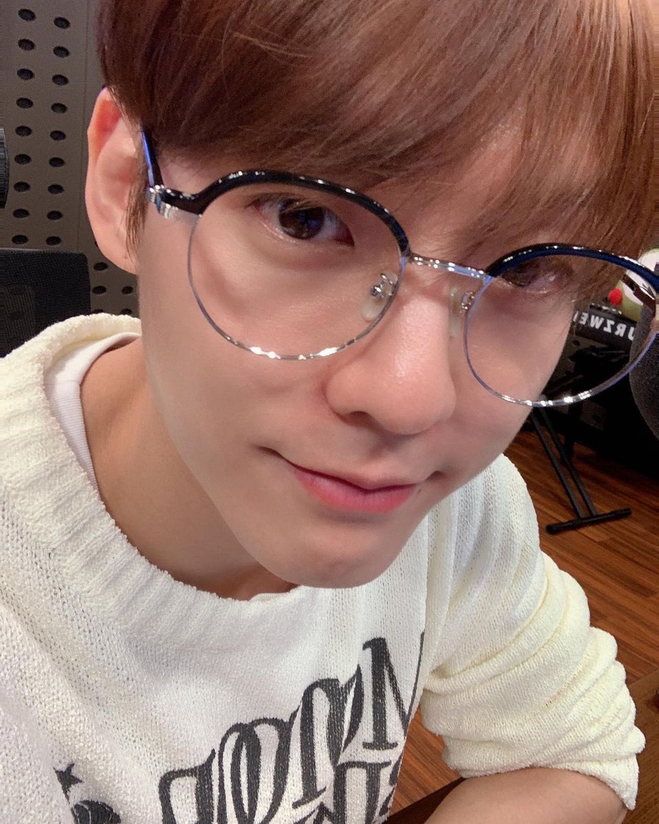 민혁아 넘넘 보구미.. 어디있어용? 😭