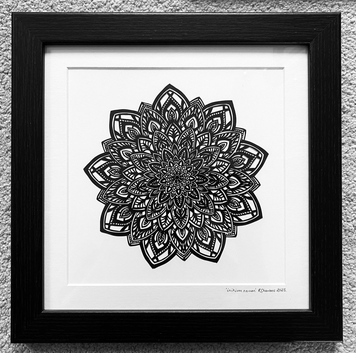 ChartamArt's tweet photo. Mounted and framed. #papercutting #papercut #scherenschnitte https://t.co/BVmfNwuT6N