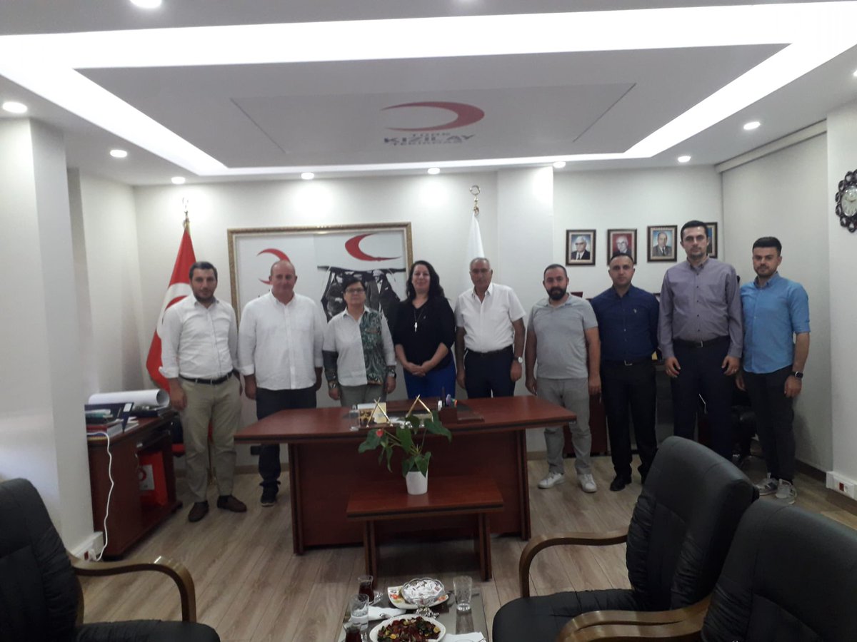 CizenHamiyet's tweet photo. Avrupa bölge kan merkezi müdürü
Dr.Gülhayat koç kızanlık

Bölge Kan Bağışçısı Kazanım Personeli  Ersin Öztürk

Bölge Kan Bağışçısı Kazanım Personeli İbrahim bağırtlak ve Gökhan çaışkan

Çorlu Kızılay Kan Bağı�� Merkezi müdürü Dr.Emre Bağcı

Tekirdağ Şubemize Ziyarette Bulundular. https://t.co/awmnkkUq8D
