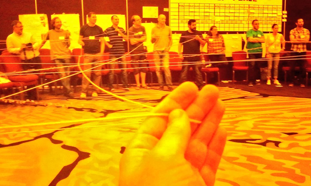adelatorrefoss's tweet photo. Un recuerdo de la #ale13 en Bucarest.
Hace 10 años ya de mi primera Agile Lean Europe.
Para algunas cosas 10 años no son nada, qué febril la mirada,
Pero para otras parece que fue en otra vida.
Me han pasado millones de cosas a nivel profesional desde aquel Toño de 2013. https://t.co/d1kYc15D8W