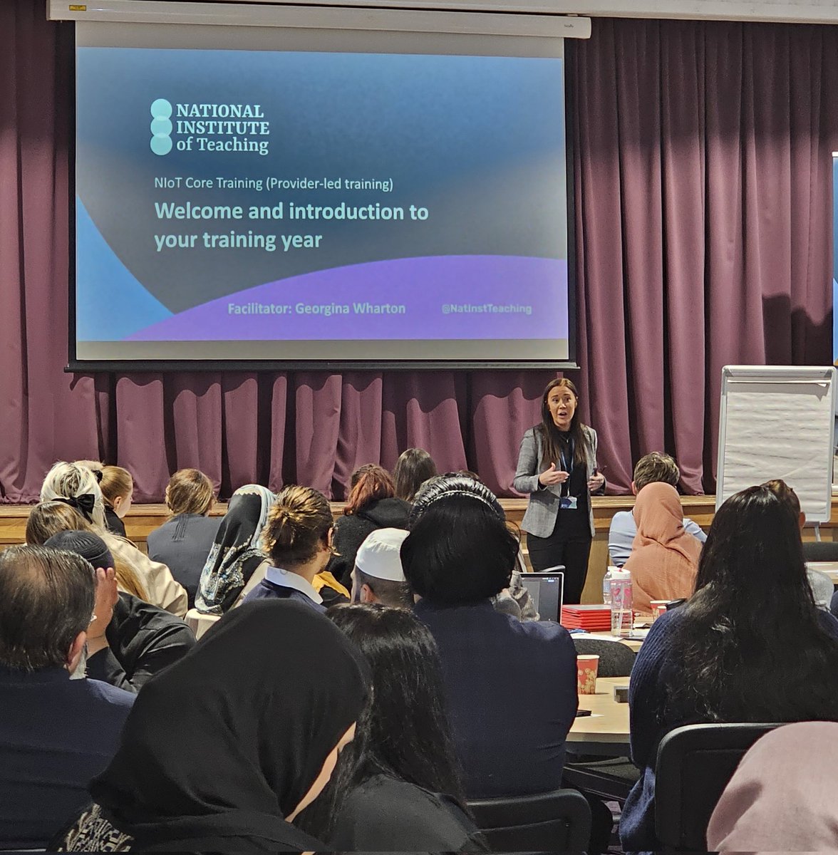SophieBacken's tweet photo. What a privilege to be here on the N&W Campus @NatInstTeaching as our wonderful trainees commence their first episode of Intensive Training & Practice at the start of their initial teacher training year. There is a real buzz in the room, probably a mix of nerves and excitement! https://t.co/4KATOem276
