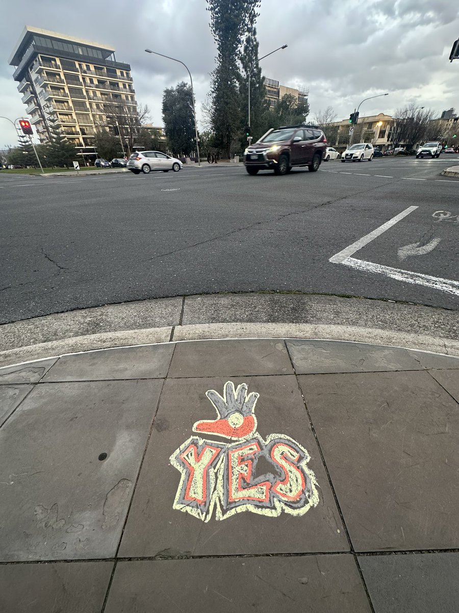 DemOnTheStreets's tweet photo. Imagine! At every intersection, there’s a dot.
⚫️#FastChalking
🟡#yes23
🔴#IdeasLyingAround
✋🏾#Hands4Yes
🌏#DemocracyOnTheStreets
👉🏽https://t.co/eA4wz829sR
✊🏽Connect the #DOTS 🐛🦋 https://t.co/RtzWg0lIIX