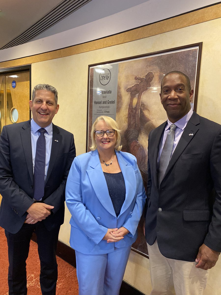 U.S. Consulate Edinburgh (@usainscotland) on Twitter photo There is nothing quite like festival season 🎉 🎭 📚 🖼️ 🎬 🥁 It was a pleasure to meet with <a href="/scotgov/">Scottish Government</a> Culture Minister Christina McKelvie last week to discuss Scotland’s vibrant cultural scene with <a href="/USAinUK/">U.S. Embassy London</a> Country Public Affairs Officer Rodney Ford 🇺🇸 🏴 There is nothing quite like festival season 🎉 🎭 📚 🖼️ 🎬 🥁 It was a pleasure to meet with <a href="/scotgov/">Scottish Government</a> Culture Minister Christina McKelvie last week to discuss Scotland’s vibrant cultural scene with <a href="/USAinUK/">U.S. Embassy London</a> Country Public Affairs Officer Rodney Ford 🇺🇸 🏴