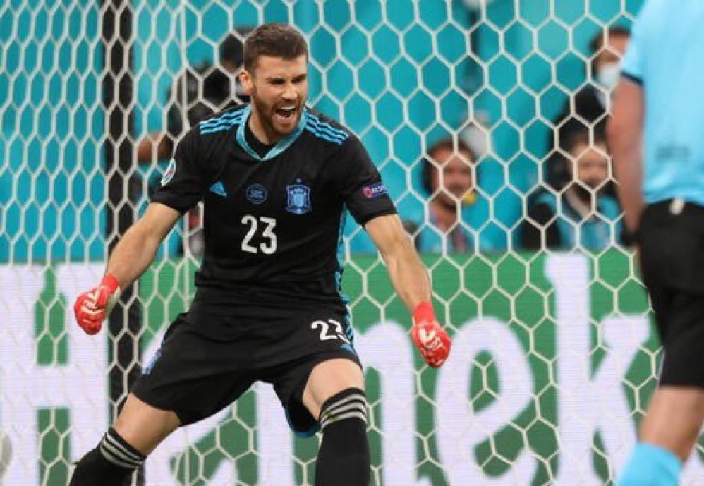 Le insultan y le desean la muerte en El Sadar por ser hijo de un Guardia Civil y una Ertzaintza. Todo mi apoyo, Unai Simón <a href="/AthleticClub/">Athletic Club</a>.