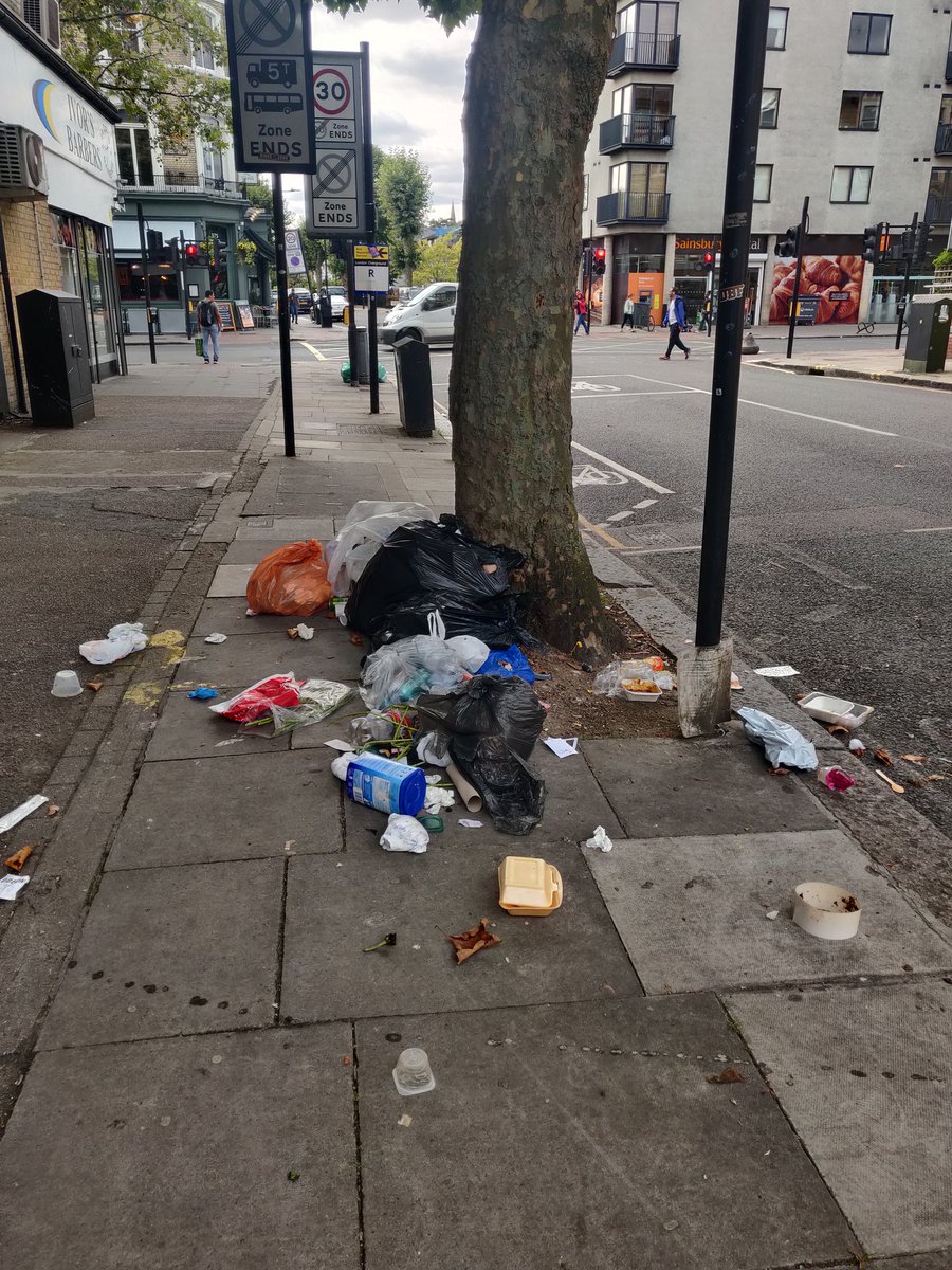 Why do we have to leave with this mess <a href="/VeoliaUKHelp/">Veolia UK Help</a>? 2a iverson Road