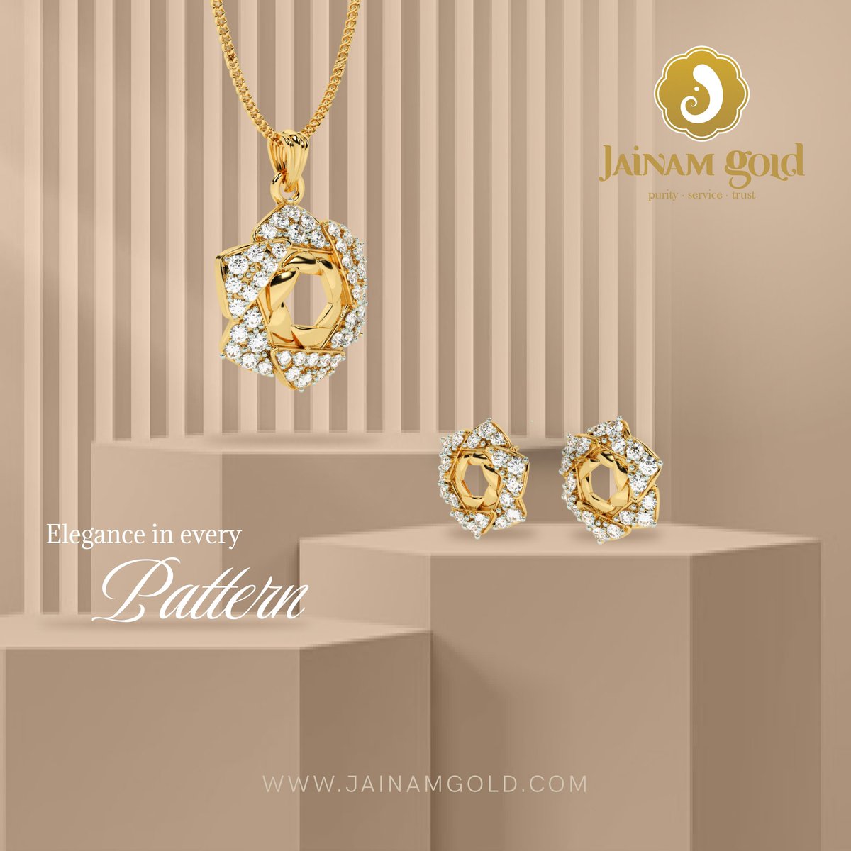 jainamgoldllp's tweet photo. Experience a new level of refined elite glamour with Jainam Gold's Signature Collection.

Visit: https://t.co/A8yYgeDHUg
.
.
#jainamgold
#elite #elitecollection #jewellers #jewellery #purityservicetrust #b2bjeweller #jewellerymanufacturer #indianjewelerymanufacturer #b2bjewellery https://t.co/i79xlLuXCm