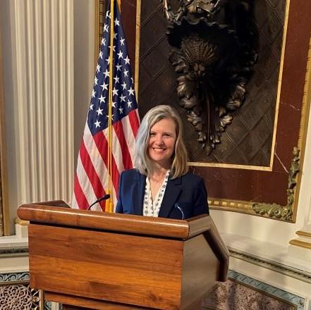 Yesterday, Provost Anastasia Urtz was invited to the White House to speak at the America Advanced Manufacturing Workforce Working Session of the National Economic Council and Domestic Policy. Read about her statements on our future workforce! sunyocc.edu/news/occs-prov…