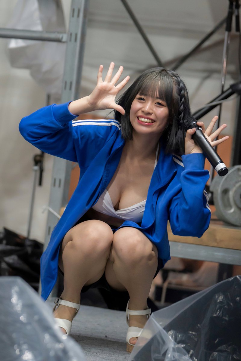 ucchiy1225's tweet image. 2023/08/26 ウエノデ.ビアフェスタ
📍上野恩賜公園噴水前広場

いい表情をとるか、どちらをとるか🤔

#田中瑠菜💙@rr_nn25591
#みらくるふぉーぜ@for_z710

#撮可アイドル
#写真好きな人と繋がりたい