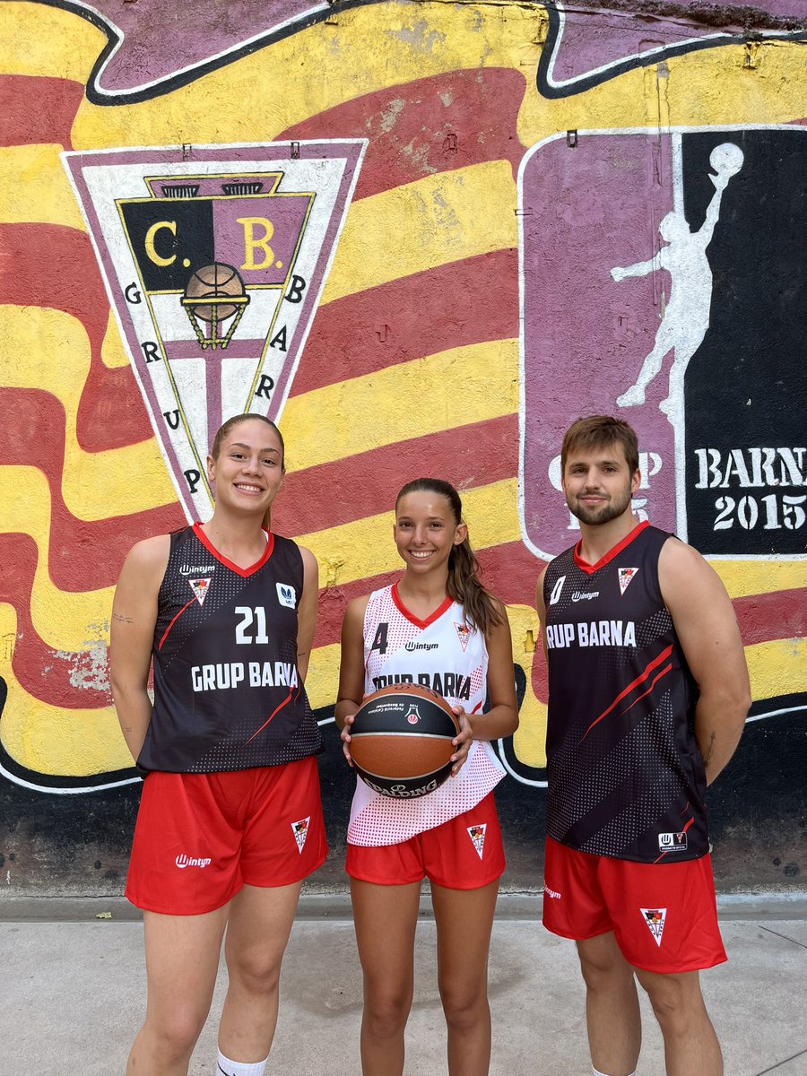 𝗟𝗔 𝗡𝗢𝗦𝗧𝗥𝗔 𝗡𝗢𝗩𝗔 𝗣𝗘𝗟𝗟‼️

Barnaddictes, ja tenim aqui les noves equipacions!🤩🥳

🤝🏽 Aquesta temporada <a href="/Wintym__bcn/">Wintym</a> és l’empresa encarregada de proporcionar-les!