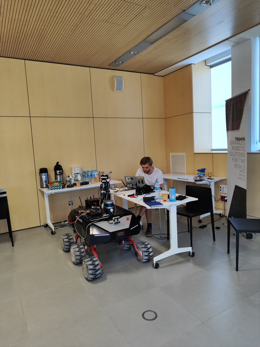 EU_intrepid's tweet photo. Our technical partners are reunited this week🤝
They prepare and validate the final functionalities implemented throughout the system, before the third and final pilot.
These two first days were dedicated to #RTPM mounting on UGV and #PathPlanning test! 🦾
#Pilot3 #RealLifeTest https://t.co/e9bkx1pYut