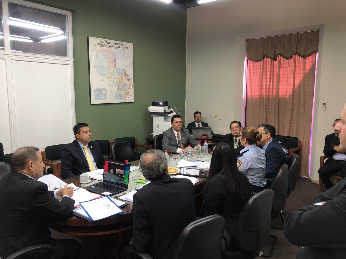 ComDefensaHCD's tweet image. 𝐑𝐞𝐮𝐧𝐢𝐨́𝐧 𝐎𝐫𝐝𝐢𝐧𝐚𝐫𝐢𝐚 𝐝𝐞 𝐥𝐚 𝐂𝐨𝐦𝐢𝐬𝐢𝐨́𝐧

Orden del día 

1. Proyecto de Ley “QUE MODIFICA LOS ARTÍCULOS 2, 3, 4 Y 6 DE LA LEY 5062 “QUE CREA EL SERVICIO DE ATENCIÓN A LA SALUD DEL PERSONAL DE LA POLICÍA NACIONAL”
2. Asuntos varios.